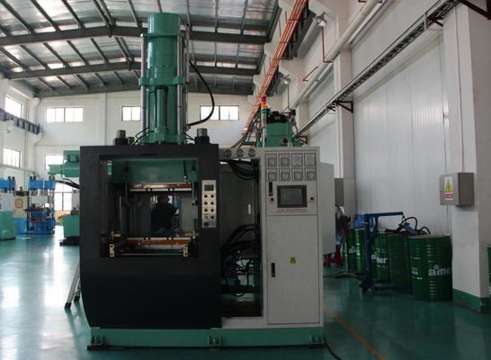 Machine de moulage de caoutchouc à injection de 400 tonnes