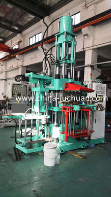 Machine de fabrication de brosses à dents pour bébés en silicone Machine d'injection verticale de silicium