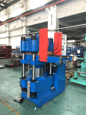 Machines pour la fabrication de produits en caoutchouc destinées à la fabrication d'amortisseurs en caoutchouc