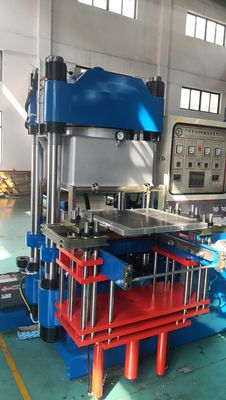 Machine de moulage par compression sous vide de caoutchouc et de silicone pour fabriquer de la silicone pour nourrir le bébé