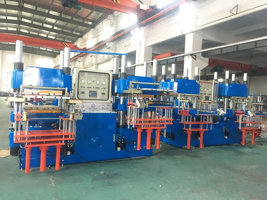 Machine de presse à vide à vulcanisation en caoutchouc de 400T pour la protection des oreilles en silicone