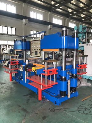 Bon prix pour la machine de presse à chaud bleue pour la fabrication de produits en caoutchouc silicone ISO9001: 2015 en provenance de Chine