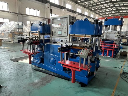 Machine de vulcanisation hydraulique automatique efficace pour la fabrication de bouchons en caoutchouc