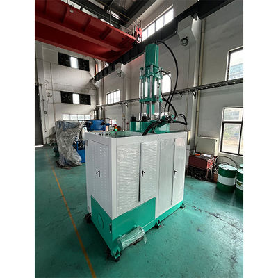 Machine en caoutchouc 3000cc de moulage par transfer de cylindre de la machine 4 de moulage par injection