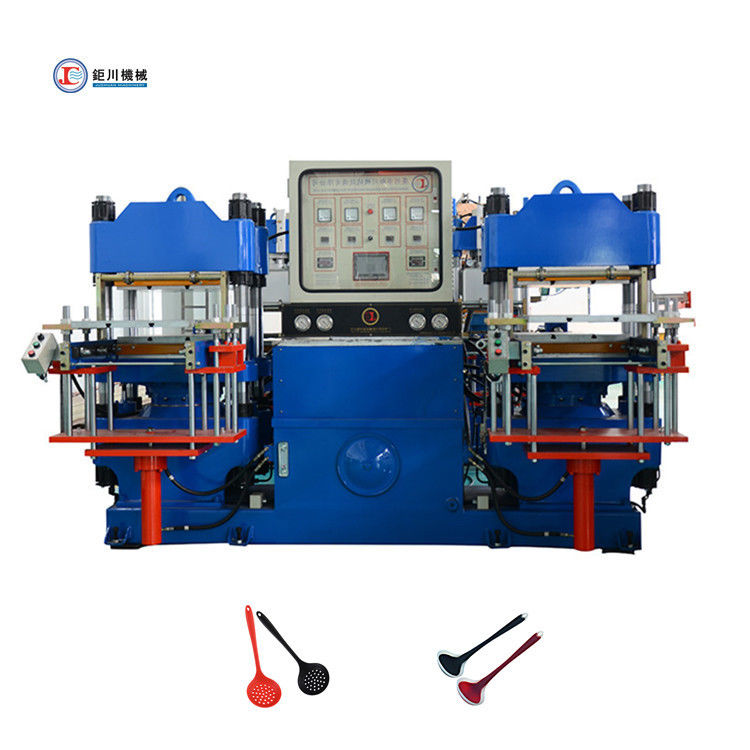 Machine de presse pour la fabrication de produits en caoutchouc de silicone